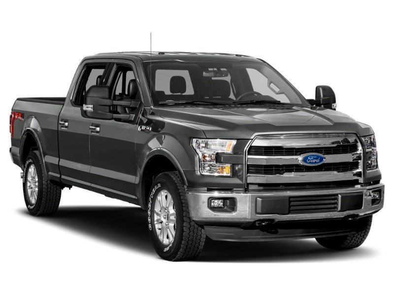 2016 Ford F-150 4WD SuperCrew 145" Lariat Exterior Shot 9