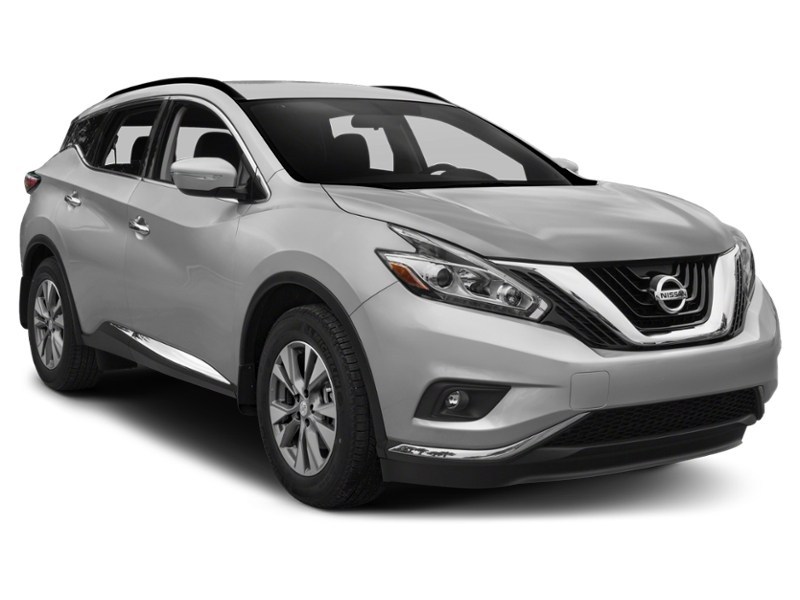2017 Nissan Murano AWD 4dr SV Exterior Shot 9