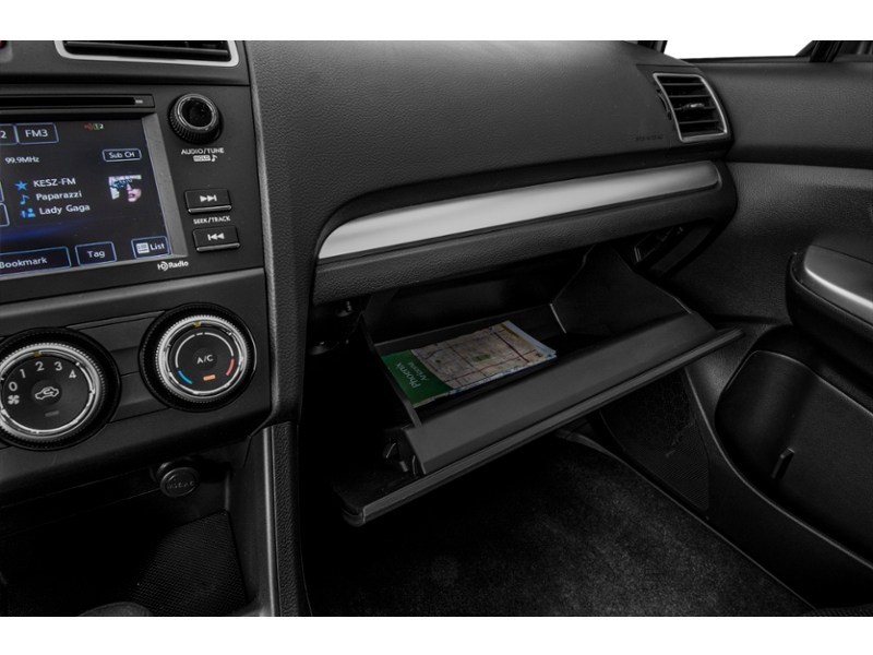 2016 Subaru Impreza 5dr HB CVT 2.0i w/Touring Pkg Interior Shot 4