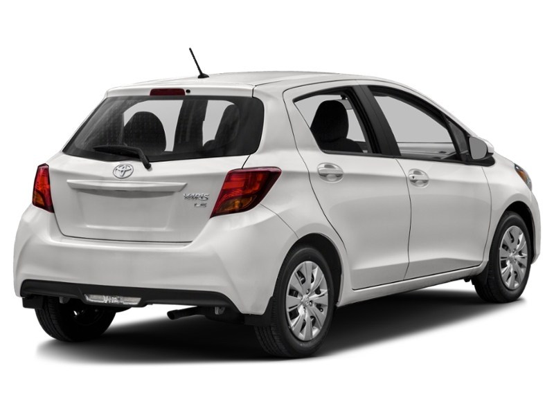 2015 Toyota Yaris 5dr HB Auto LE Exterior Shot 2