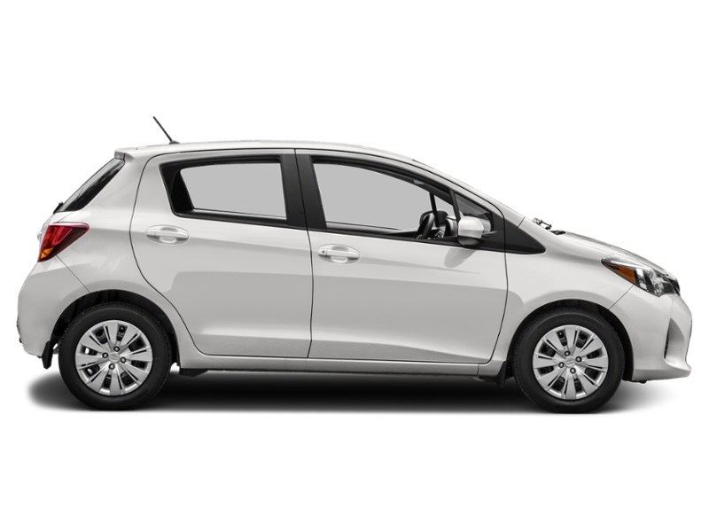 2015 Toyota Yaris 5dr HB Auto LE Exterior Shot 11