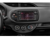 2015 Toyota Yaris 5dr HB Auto LE Interior Shot 2