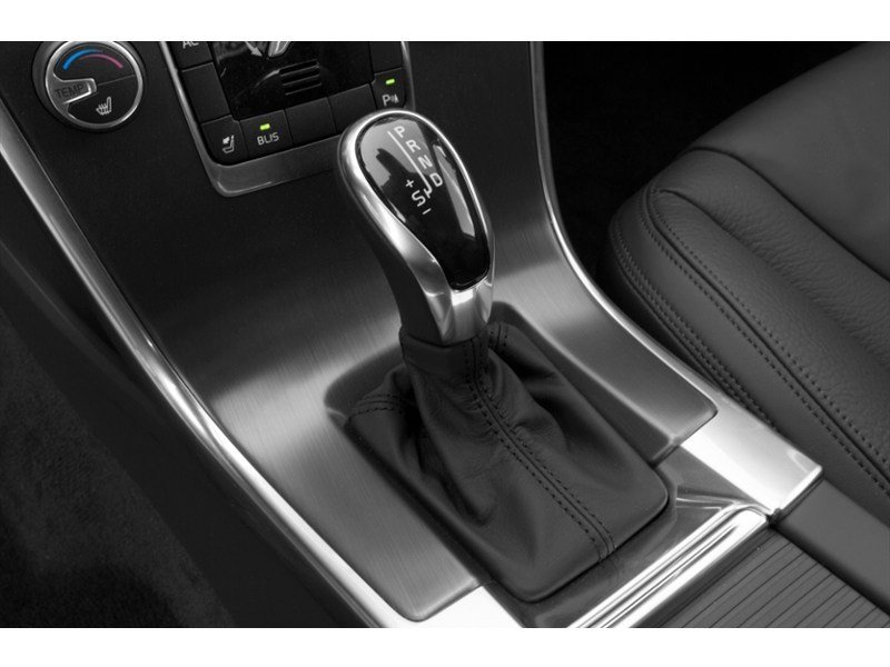2015.5 Volvo XC60 2015.5 FWD 5dr T5 Drive-E Premier Exterior Shot 9