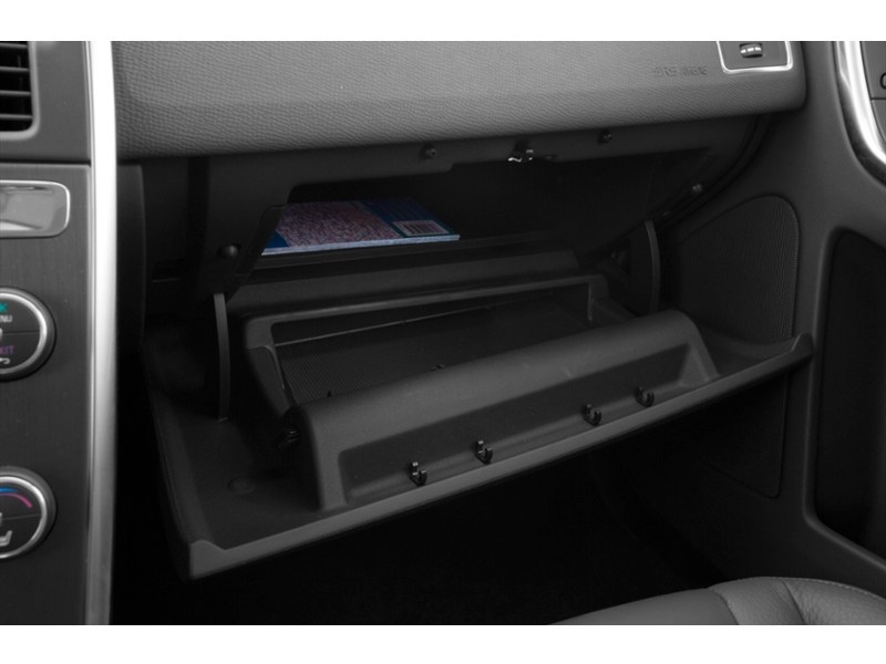 2015.5 Volvo XC60 2015.5 FWD 5dr T5 Drive-E Premier Interior Shot 4