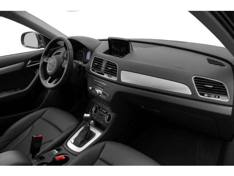 2018 Audi Q3 2.0 TFSI quattro Progressiv Tiptronic Interior Shot 1