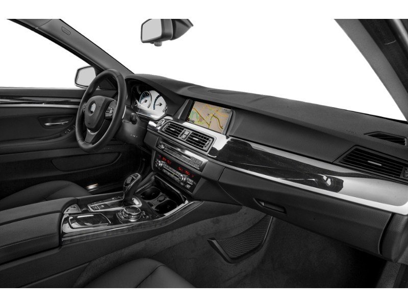 2016 BMW 535 i xDrive Interior Shot 1