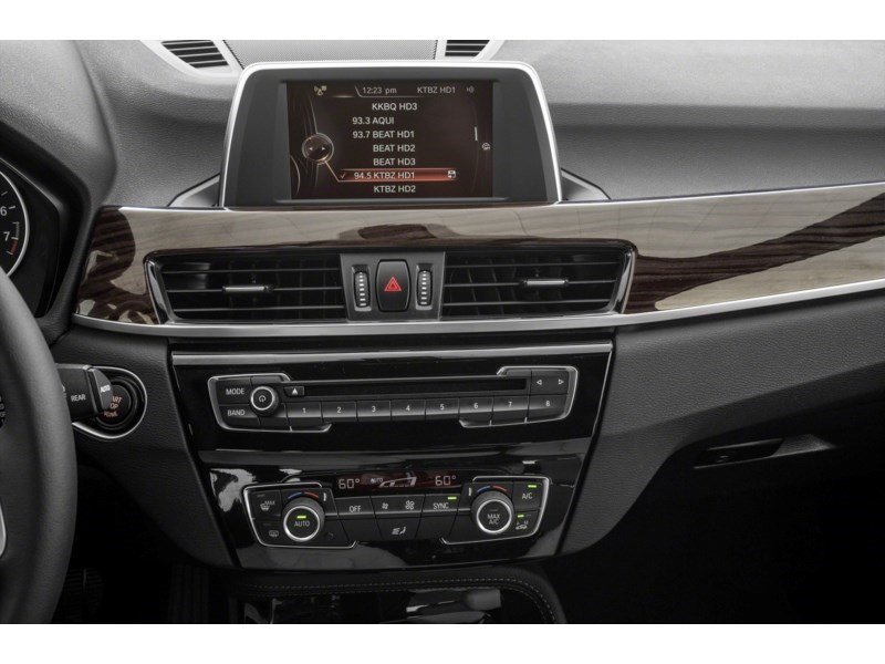 2017 BMW X1 AWD 4dr xDrive28i Interior Shot 2