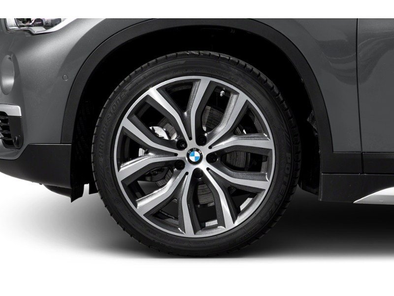 2018 BMW X1 xDrive28i Exterior Shot 5