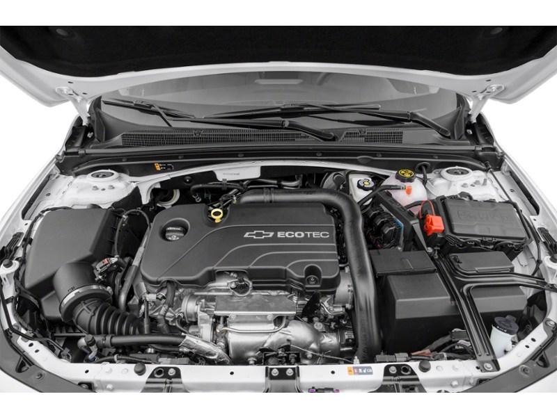 2017 Chevrolet Malibu 4dr Sdn LT w/1LT Exterior Shot 3