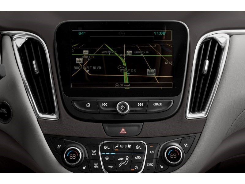 2017 Chevrolet Malibu 4dr Sdn Premier w/2LZ Interior Shot 8
