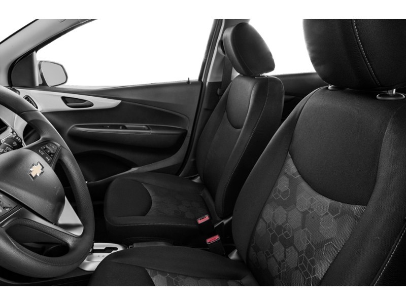 2016 Chevrolet Spark 5dr HB CVT LT w/1LT Interior Shot 4