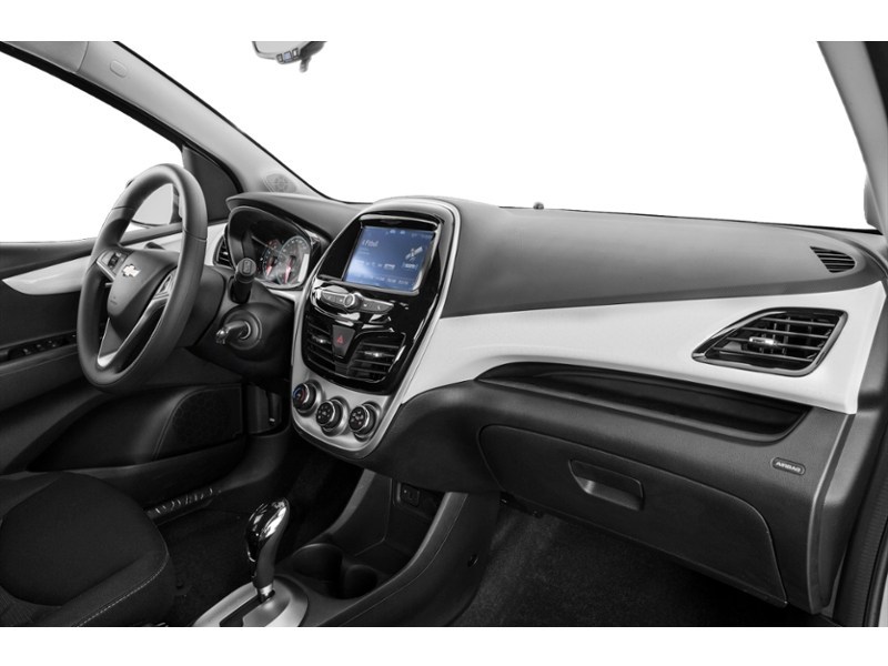 2016 Chevrolet Spark 5dr HB CVT LT w/1LT Interior Shot 1