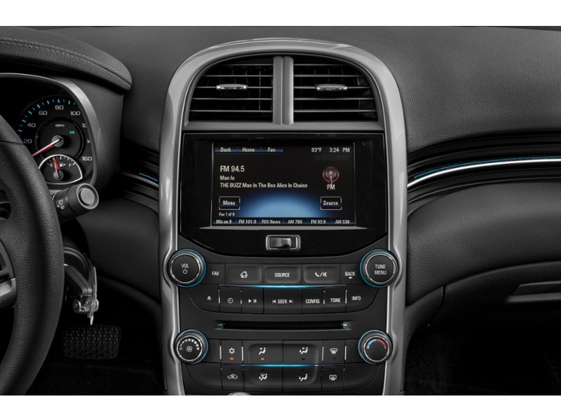 2016 Chevrolet Malibu Limited 4dr Sdn LT Interior Shot 2