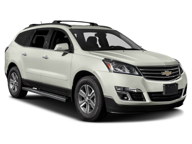 2017 Chevrolet Traverse AWD 4dr LT w/2LT Exterior Shot 9