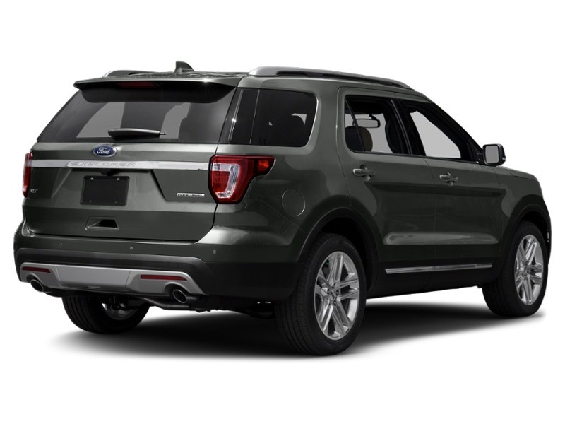 2017 Ford Explorer 4WD 4dr XLT Exterior Shot 2