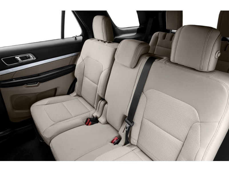 2017 Ford Explorer 4WD 4dr XLT Interior Shot 5