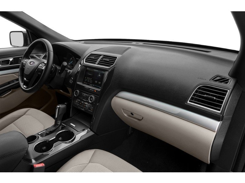 2017 Ford Explorer 4WD 4dr XLT Interior Shot 1