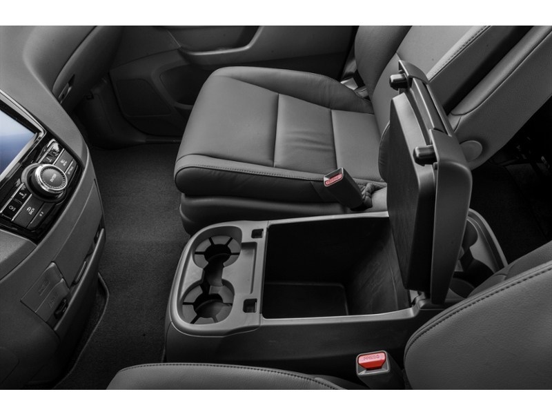 2016 Honda Odyssey 4dr Wgn EX-L w/Navi Interior Shot 7