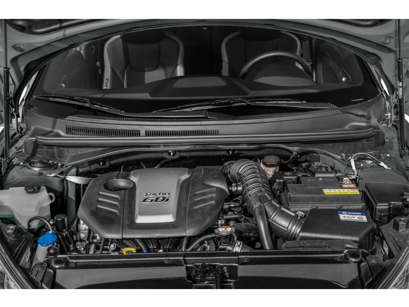 2016 Hyundai Veloster 3dr Cpe Man Turbo Exterior Shot 3