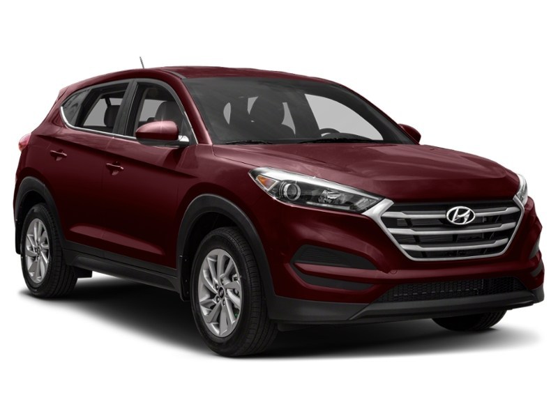 2016 Hyundai Tucson FWD 4dr 2.0L Exterior Shot 9