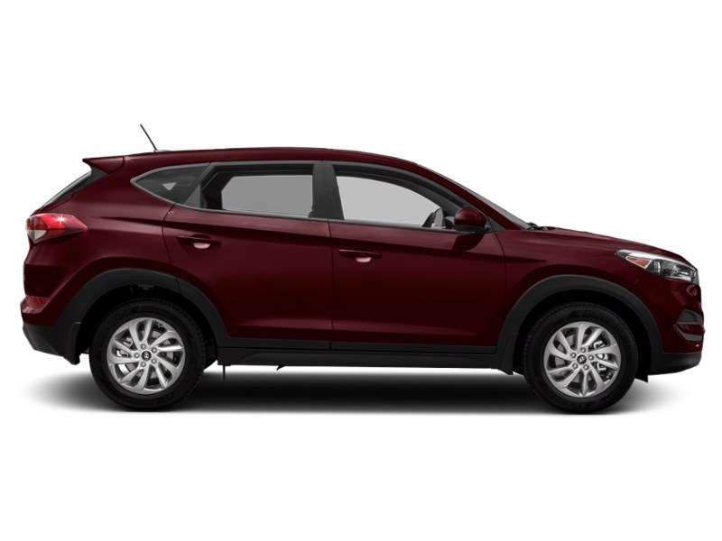 2016 Hyundai Tucson FWD 4dr 2.0L Exterior Shot 11