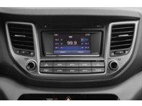 2017 Hyundai Tucson AWD 4dr 2.0L SE Interior Shot 2