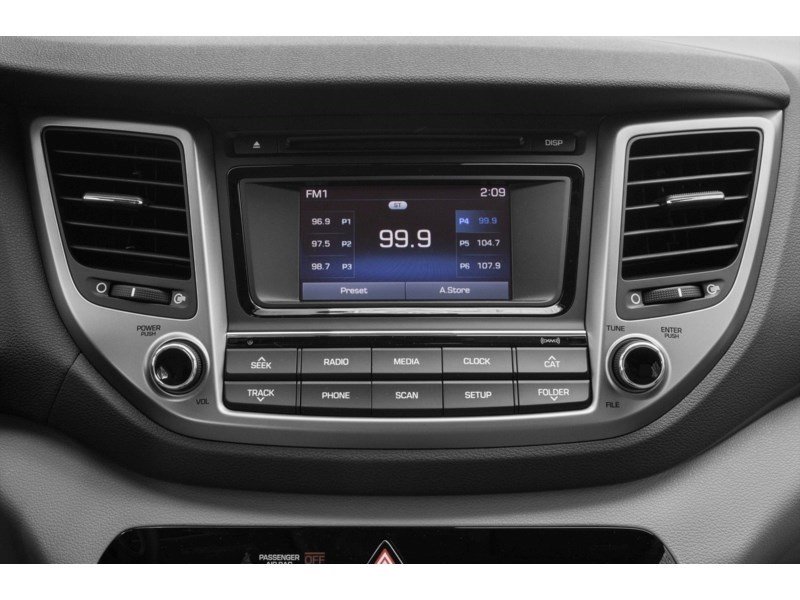 2017 Hyundai Tucson FWD 4dr 2.0L SE Interior Shot 2