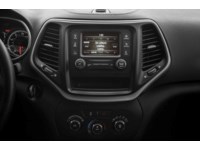 2016 Jeep Cherokee 4WD 4dr Sport Interior Shot 2
