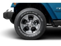 2015 Jeep Wrangler Unlimited Sahara Exterior Shot 5