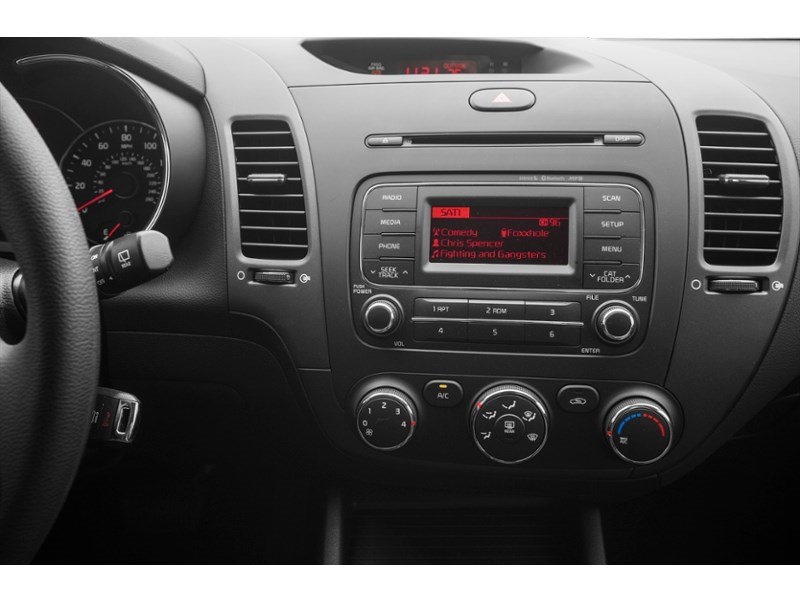 2016 Kia Forte 5dr HB Man LX+ Interior Shot 2