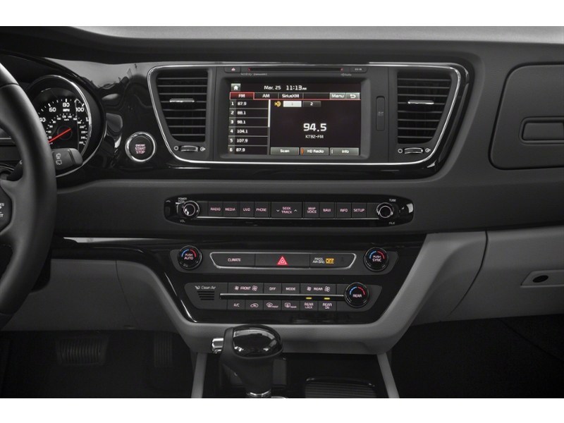 2018 Kia Sedona SX+ FWD Interior Shot 2