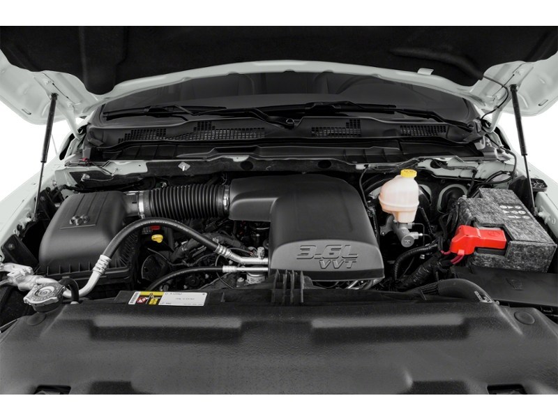 2020 RAM 1500 Classic Express 4x4 Crew Cab 5'7" Box Exterior Shot 3