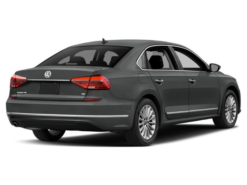 2016 Volkswagen Passat 4dr Sdn 1.8 TSI Auto Comfortline Exterior Shot 2