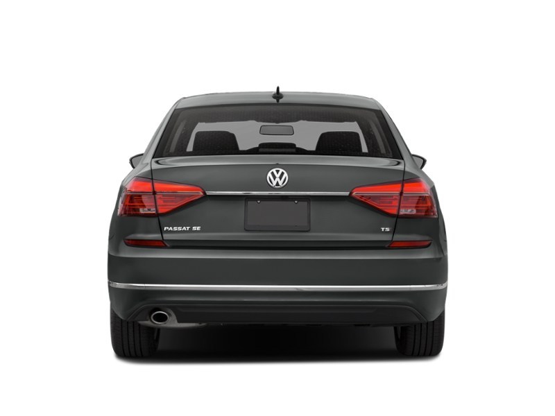 2016 Volkswagen Passat 4dr Sdn 1.8 TSI Auto Comfortline Exterior Shot 8