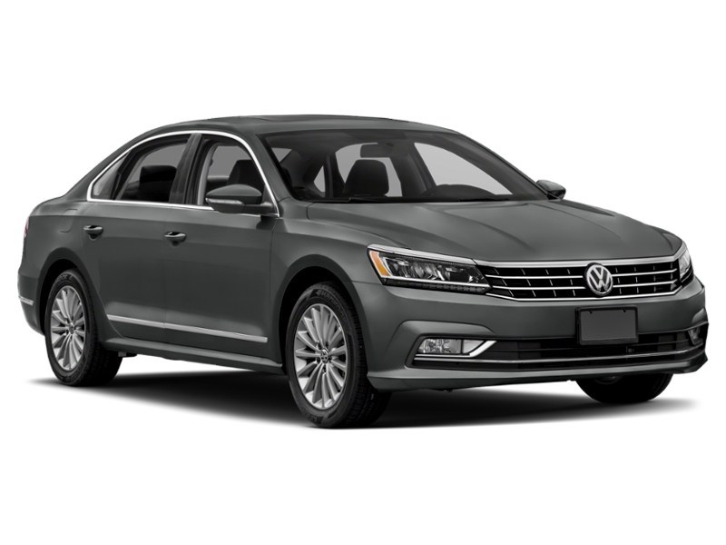 2016 Volkswagen Passat 4dr Sdn 1.8 TSI Auto Comfortline Exterior Shot 9
