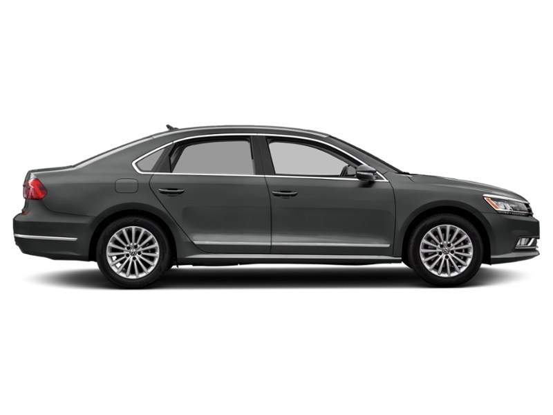 2016 Volkswagen Passat 4dr Sdn 1.8 TSI Auto Comfortline Exterior Shot 11