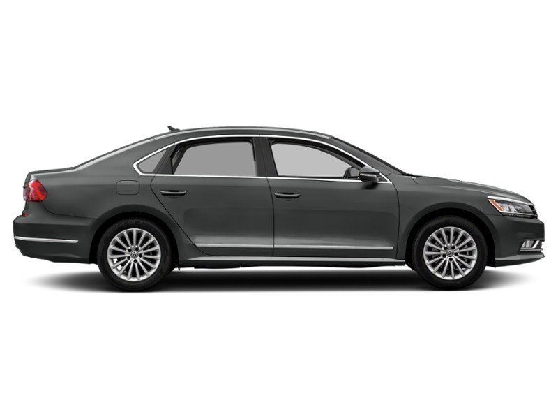 2016 Volkswagen Passat 4dr Sdn 1.8 TSI Auto Comfortline Exterior Shot 11
