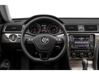 2016 Volkswagen Passat 4dr Sdn 1.8 TSI Auto Comfortline Interior Shot 3