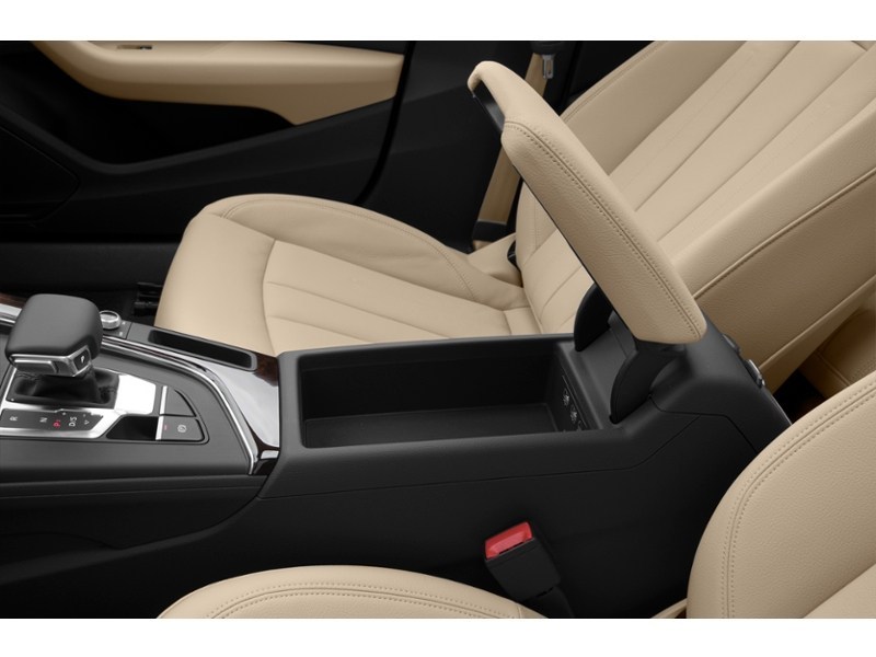 2018 Audi A4 2.0 TFSI quattro Technik S tronic Interior Shot 7