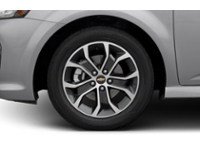 2018 Chevrolet Sonic 5dr HB Auto LT Exterior Shot 5