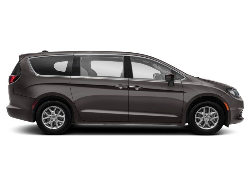 2018 Chrysler Pacifica L 2WD Exterior Shot 11