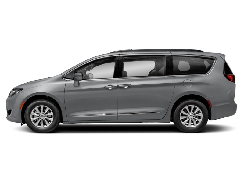 2020 Chrysler Pacifica Touring-L Plus FWD Exterior Shot 7