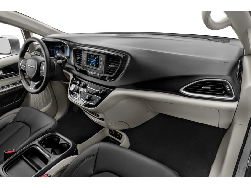 2020 Chrysler Pacifica Touring-L Plus FWD Interior Shot 1