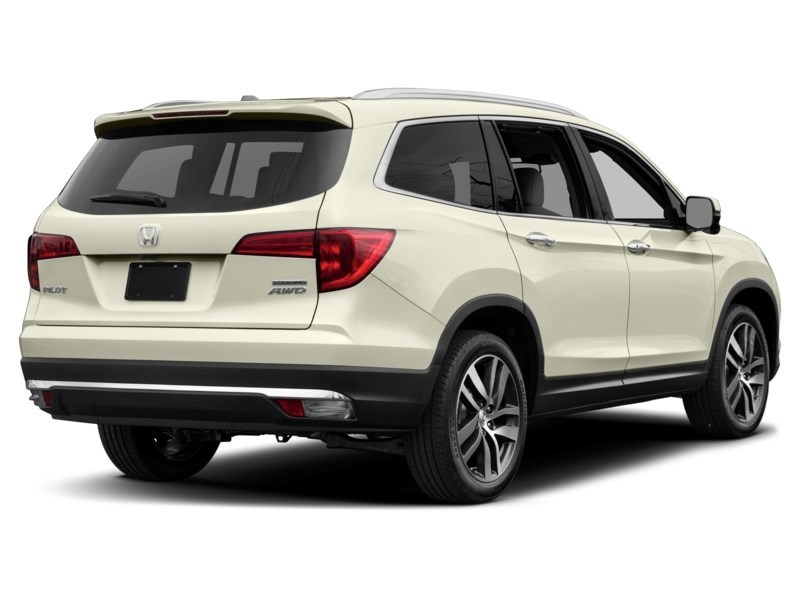 2017 Honda Pilot 4WD 4dr Touring Exterior Shot 2