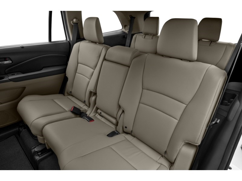 2017 Honda Pilot 4WD 4dr Touring Interior Shot 5