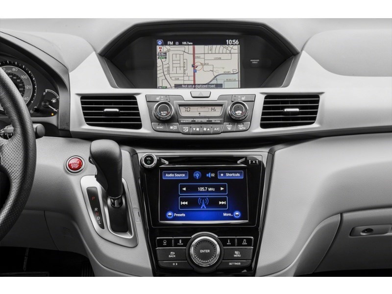 2017 Honda Odyssey 4dr Wgn EX-L w/Navi Interior Shot 2