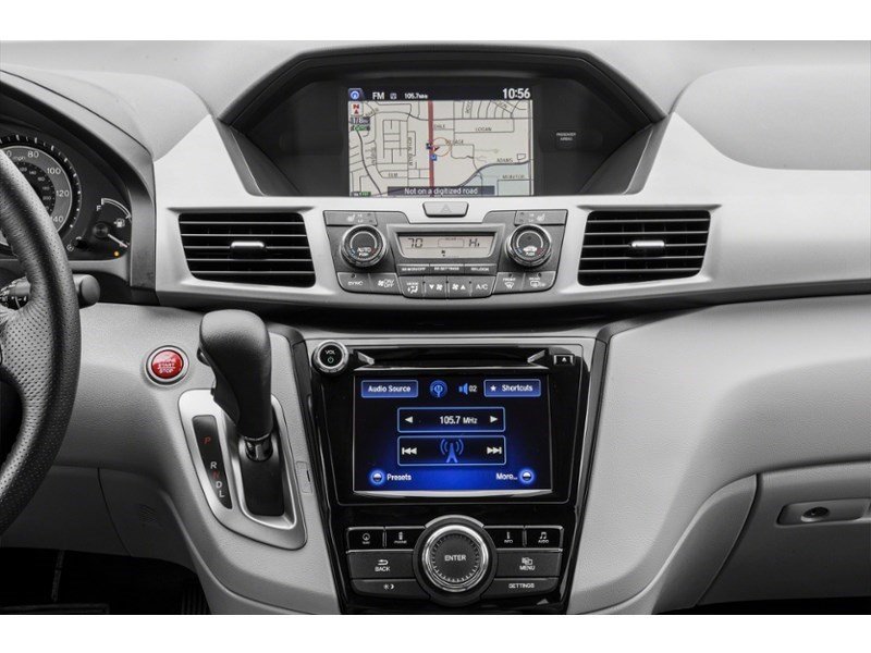 2017 Honda Odyssey 4dr Wgn EX-L w/Navi Interior Shot 2