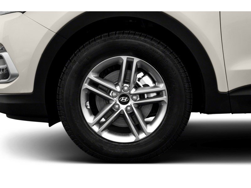2018 Hyundai Santa Fe Sport 2.4L SE AWD Exterior Shot 5