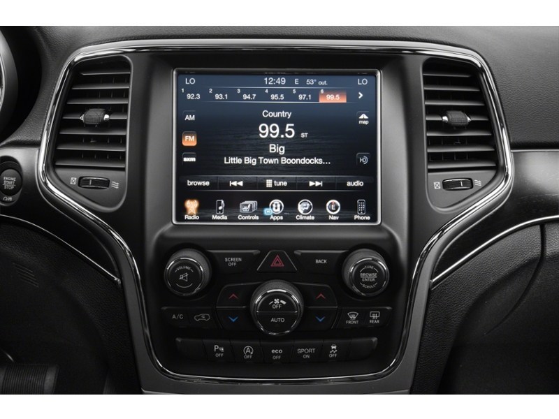 2021 Jeep Grand Cherokee Limited Interior Shot 2