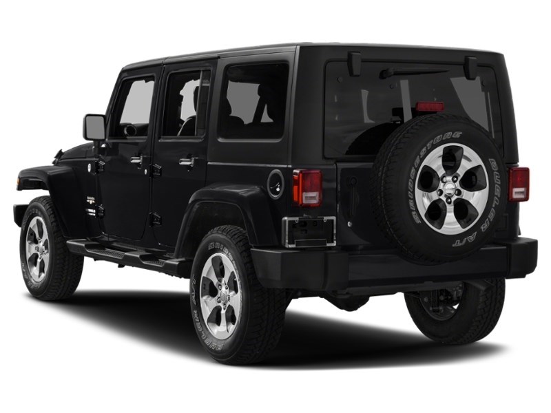 2018 Jeep Wrangler JK Unlimited Sahara 4x4 Exterior Shot 10